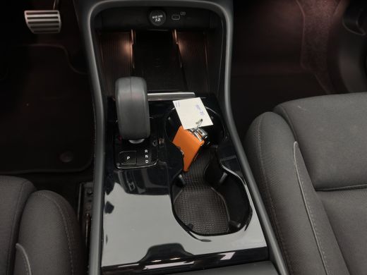 Volvo  XC40 Recharge Pure Black Edition [3-Fase-11kW] {SoH-94%} (INCL-BTW) Aut. *HEATPUMP | PANO | MEMORY-PAC... ActivLease financial lease
