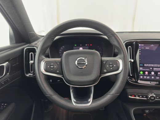 Volvo  XC40 Recharge Pure Black Edition [3-Fase-11kW] {SoH-94%} (INCL-BTW) Aut. *HEATPUMP | PANO | MEMORY-PAC... ActivLease financial lease