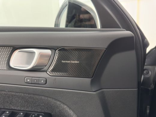 Volvo  XC40 Recharge Pure Black Edition [3-Fase-11kW] {SoH-94%} (INCL-BTW) Aut. *HEATPUMP | PANO | MEMORY-PAC... ActivLease financial lease