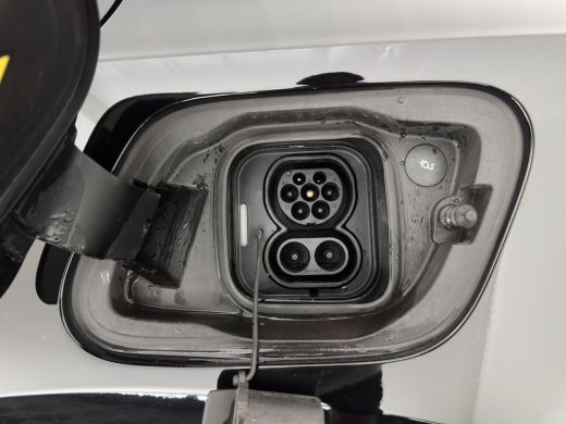 Volvo  XC40 Recharge Pure Black Edition [3-Fase-11kW] {SoH-94%} (INCL-BTW) Aut. *HEATPUMP | PANO | MEMORY-PAC... ActivLease financial lease