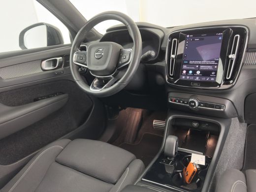 Volvo  XC40 Recharge Pure Black Edition [3-Fase-11kW] {SoH-94%} (INCL-BTW) Aut. *HEATPUMP | PANO | MEMORY-PAC... ActivLease financial lease