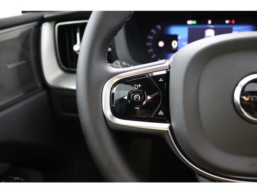 Volvo  XC60 T6 AWD Ultra Black Edition | Luchtvering | Trekhaak | Snel Beschikbaar | Harman/Kardon | ActivLease financial lease