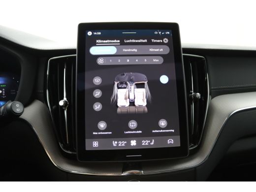Volvo  XC60 T6 AWD Ultra Black Edition | Luchtvering | Trekhaak | Snel Beschikbaar | Harman/Kardon | ActivLease financial lease