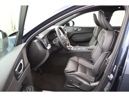 Volvo  XC60 T6 AWD Ultra Black Edition | Luchtvering | Trekhaak | Snel Beschikbaar | Harman/Kardon | ActivLease financial lease
