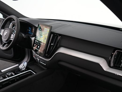 Volvo  XC60 T6 Recharge AWD Ultra Black Edition | Luchtvering | Head-Up | 360&deg; | Harman/Kardon | Panoramadak ... ActivLease financial lease