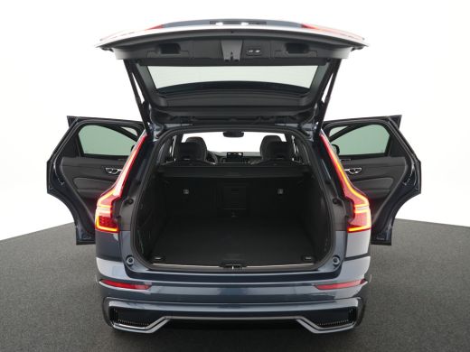 Volvo  XC60 T6 Recharge AWD Ultra Black Edition | Luchtvering | Head-Up | 360&deg; | Harman/Kardon | Panoramadak ... ActivLease financial lease
