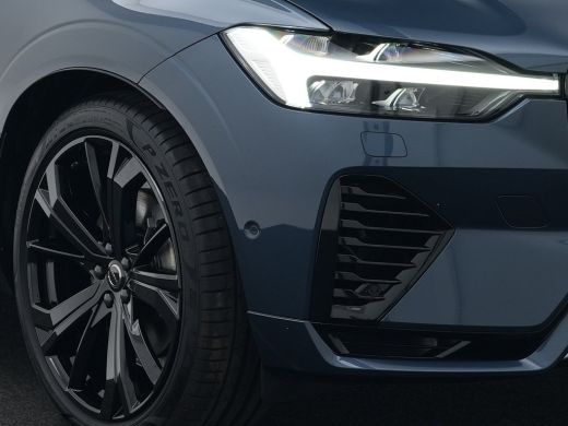 Volvo  XC60 T6 Recharge AWD Ultra Black Edition | Luchtvering | Head-Up | 360&deg; | Harman/Kardon | Panoramadak ... ActivLease financial lease