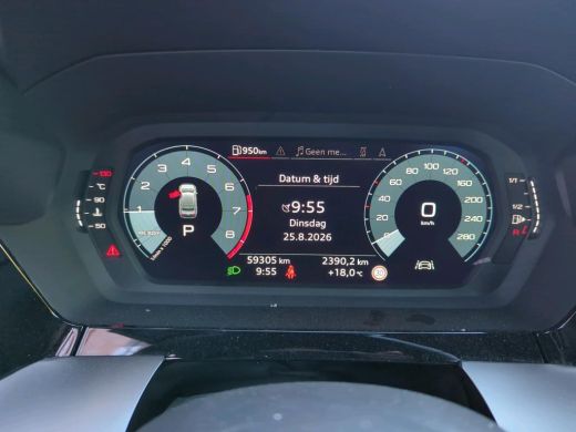 Audi A3 Limousine 30 TFSI Business edition NL-AUTO | CAMERA | AUTOMAAT | DIGIDASH ActivLease financial lease
