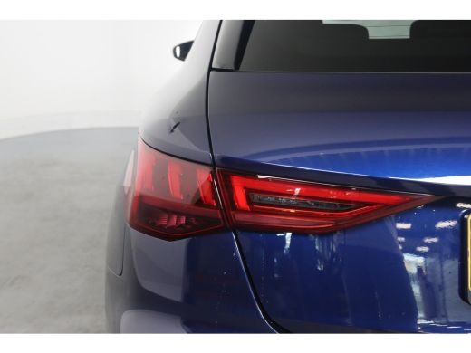 Audi A3 Sportback 35 TFSI S edition | 1e Eigenaar! | Dealer Onderhouden! | Virtual | Camera | LED | Clima... ActivLease financial lease