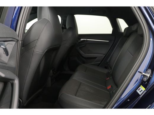 Audi A3 Sportback 35 TFSI S edition | 1e Eigenaar! | Dealer Onderhouden! | Virtual | Camera | LED | Clima... ActivLease financial lease