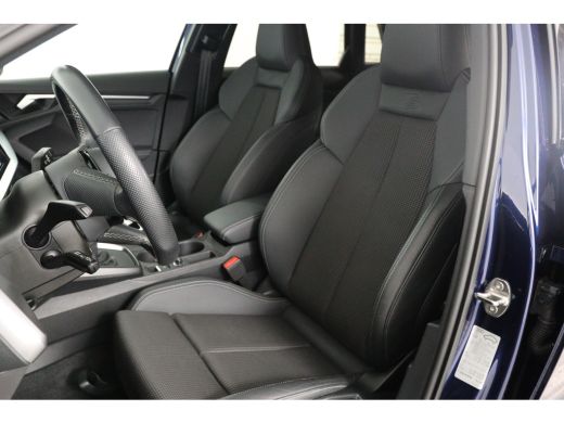 Audi A3 Sportback 35 TFSI S edition | 1e Eigenaar! | Dealer Onderhouden! | Virtual | Camera | LED | Clima... ActivLease financial lease