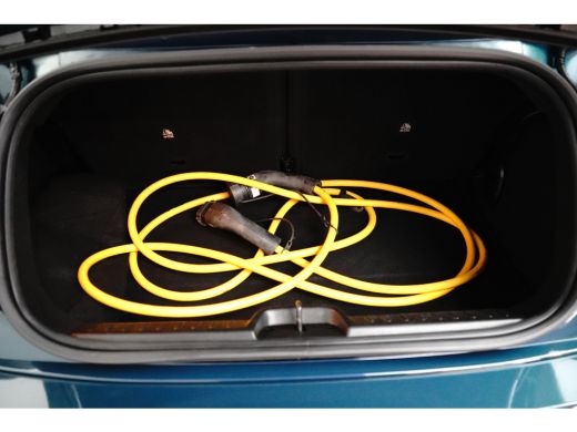 Fiat 500e 42 kwh 120 pk | SOH 92,5% | Stoelverwarming | Apple Carplay | Cruise control | ActivLease financial lease