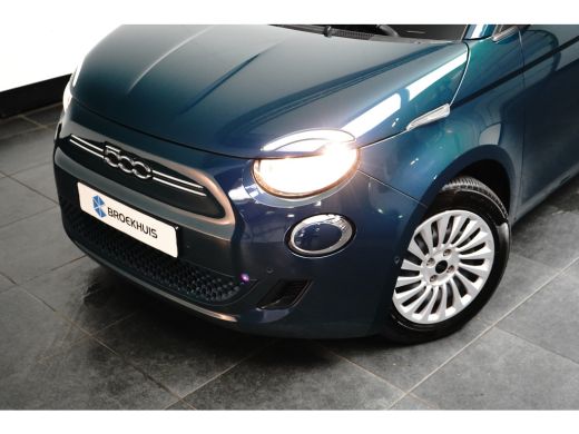 Fiat 500e 42 kwh 120 pk | SOH 92,5% | Stoelverwarming | Apple Carplay | Cruise control | ActivLease financial lease