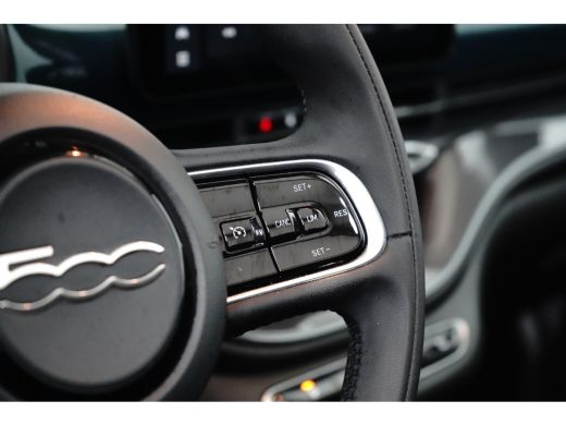Fiat 500e 42 kwh 120 pk | SOH 92,5% | Stoelverwarming | Apple Carplay | Cruise control | ActivLease financial lease