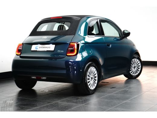 Fiat 500e 42 kwh 120 pk | SOH 92,5% | Stoelverwarming | Apple Carplay | Cruise control | ActivLease financial lease