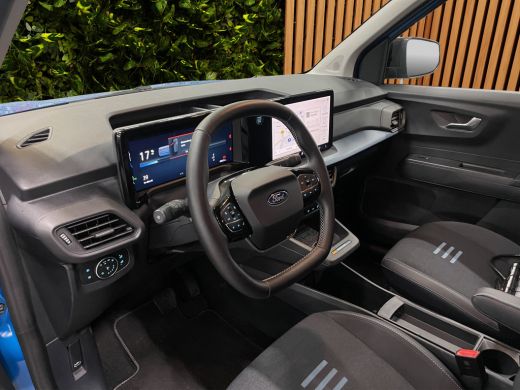 Ford Tourneo Courier Courier BEV Active 136PK Camera | 2x Schuifdeur | Stoel/stuurverwarming | BLIS | Adap. Cruise ActivLease financial lease