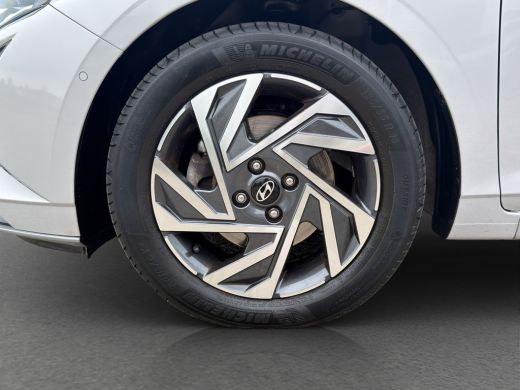 Hyundai i20 1.0 T-GDI 100pk Premium | Carplay | Climate control | Cruise control | Stoel/stuurverwarming | Ca... ActivLease financial lease