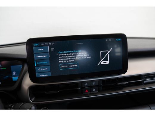 Jeep Avenger Summit 54 kWh | SOH 97% | Camera | Apple Carplay & Android Auto | Climate Controle | Parkeersenso... ActivLease financial lease