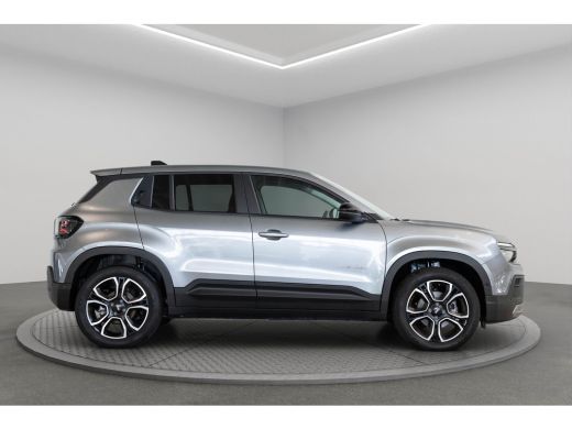 Jeep Avenger Summit 54 kWh | SOH 97% | Camera | Apple Carplay & Android Auto | Climate Controle | Parkeersenso... ActivLease financial lease