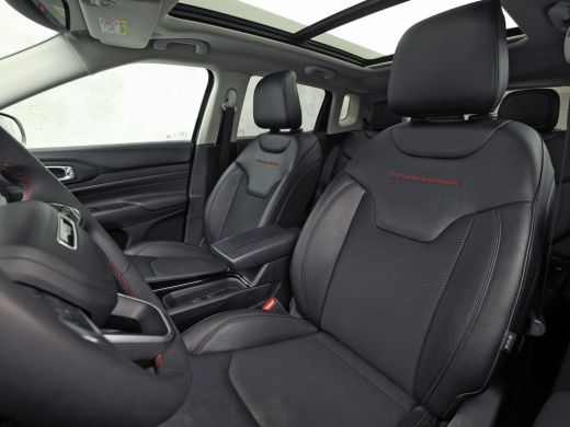 Jeep Compass 4xe 240 Plug-in Hybrid Electric Trailhawk 240Pk Automaat (PANORAMADAK, VIRTUAL COCKPIT, APPLE CAR... ActivLease financial lease