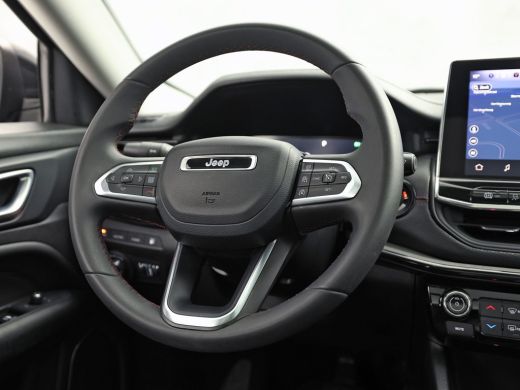 Jeep Compass 4xe 240 Plug-in Hybrid Electric Trailhawk 240Pk Automaat (PANORAMADAK, VIRTUAL COCKPIT, APPLE CAR... ActivLease financial lease