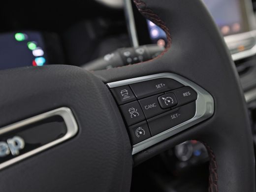 Jeep Compass 4xe 240 Plug-in Hybrid Electric Trailhawk 240Pk Automaat (PANORAMADAK, VIRTUAL COCKPIT, APPLE CAR... ActivLease financial lease
