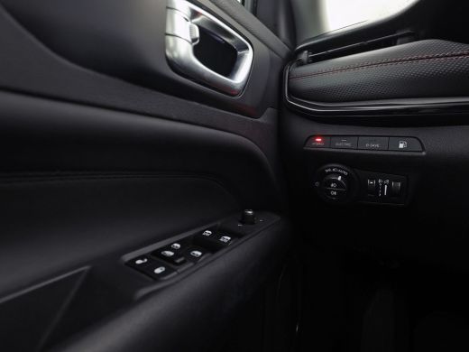 Jeep Compass 4xe 240 Plug-in Hybrid Electric Trailhawk 240Pk Automaat (PANORAMADAK, VIRTUAL COCKPIT, APPLE CAR... ActivLease financial lease