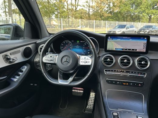 Mercedes-Benz GLC 300e AMG // Panoramadak // Memory Stoelen // 360 Camera // Carplay // Keyless Entry // Privacy Gl... ActivLease financial lease