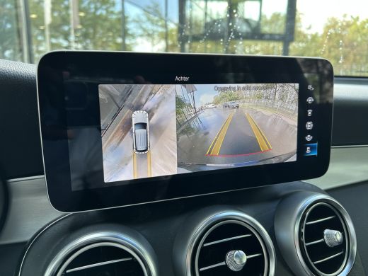 Mercedes-Benz GLC 300e AMG // Panoramadak // Memory Stoelen // 360 Camera // Carplay // Keyless Entry // Privacy Gl... ActivLease financial lease