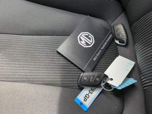 MG MG5 Long Range Comfort 61 kWh NL-AUTO | NAVI | CAMERA | LAGE STAND ActivLease financial lease