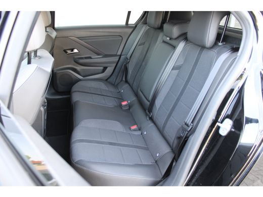 Opel Astra 1.2 Turbo Hybrid GS / Navigatie / Camera / Parkeersensoren / Matrix LED / Stuur -en Stoelverwarmd... ActivLease financial lease