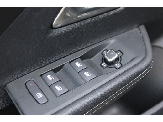 Opel Astra 1.2 Turbo Hybrid GS / Navigatie / Camera / Parkeersensoren / Matrix LED / Stuur -en Stoelverwarmd... ActivLease financial lease
