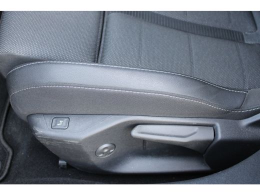 Opel Astra 1.2 Turbo Hybrid GS / Navigatie / Camera / Parkeersensoren / Matrix LED / Stuur -en Stoelverwarmd... ActivLease financial lease