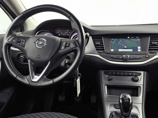 Opel Astra Sports Tourer 1.2 Sport (APPLE CARPLAY, NAVIGATIE, CRUISE, TREKHAAK, SPORTSTOELEN, PARKEERSENSORE... ActivLease financial lease