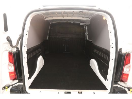 Opel Combo 1.5D L2H1 130PK | Automaat | Airco | Cruise | Carplay | Parkeersens. ActivLease financial lease