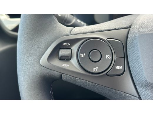 Opel Corsa GS | Dode hoek waarschuwing | IntelliLux LED Matrix-verlichting, inclusief LED matrix koplampen m... ActivLease financial lease