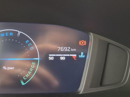 Peugeot 208 ALLURE Hybrid 110 e-DCS6 | 8 JAAR GARANTIE | CAMERA VOOR + ACHTER | NAVI | LED | DRAADLOOS CARPLAY | ActivLease financial lease