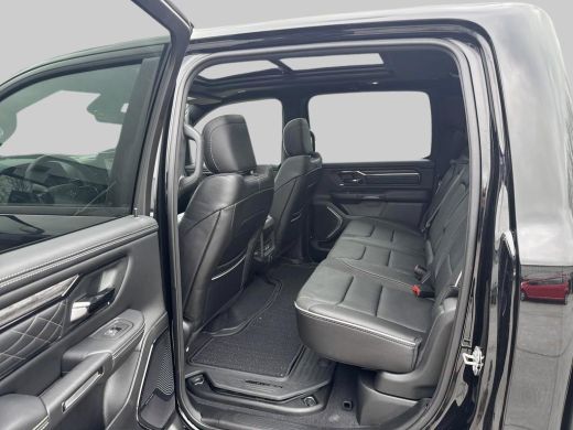 RAM 1500 Nieuwe auto | Geheel rijklaar | Incl. Fabrieksgarantie ActivLease financial lease