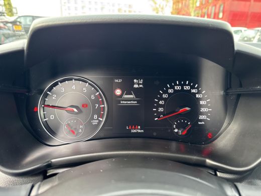 Suzuki Swift 1.2 Select Smart Hybrid ActivLease financial lease