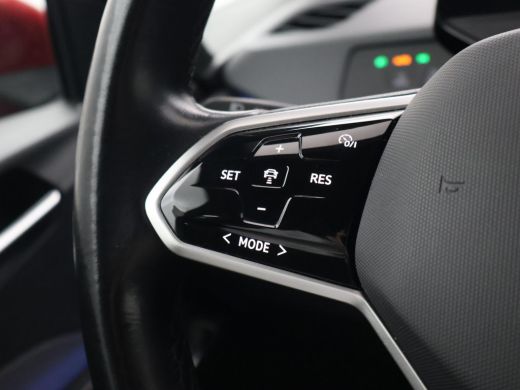 Volkswagen ID.3 PRO 58 KWH + SFEERVERLICHTING | HEAD-UP | ADAPTIVE CRUISE | 18 INCH | STOELVERW. | CARPLAY ActivLease financial lease