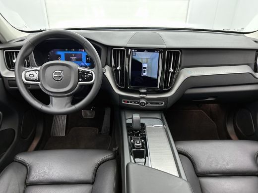 Volvo  XC60 2.0 T6 Plug-in LongRange AWD Plus Bright / Panoramadak / Pdc+Camera / NL.Auto / Stoel-Stuurverwar... ActivLease financial lease
