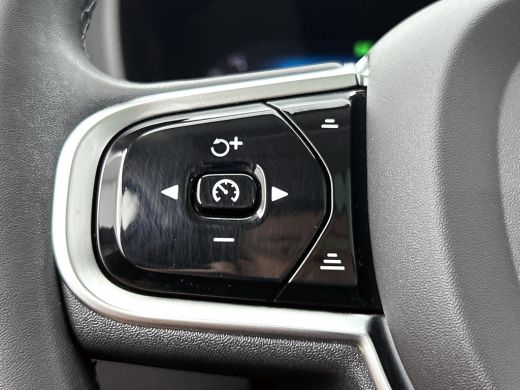 Volvo  XC60 2.0 T6 Plug-in LongRange AWD Plus Bright / Panoramadak / Pdc+Camera / NL.Auto / Stoel-Stuurverwar... ActivLease financial lease