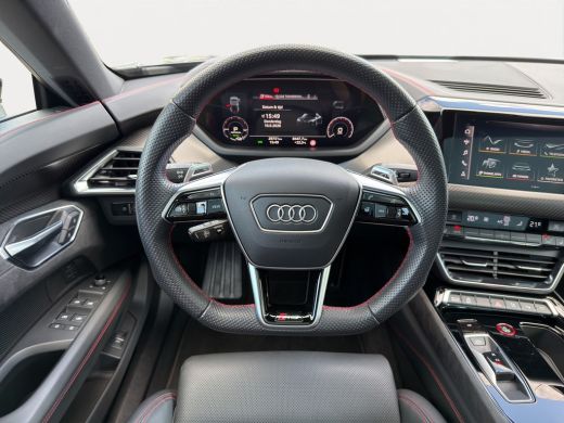 Audi e-tron GT RS 93 kWh | Premium audio installatie | 360&deg; Camera | Voorstoelen met massagefunctie en geventile... ActivLease financial lease