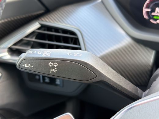 Audi e-tron GT RS 93 kWh | Premium audio installatie | 360&deg; Camera | Voorstoelen met massagefunctie en geventile... ActivLease financial lease