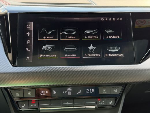 Audi e-tron GT RS 93 kWh | Premium audio installatie | 360&deg; Camera | Voorstoelen met massagefunctie en geventile... ActivLease financial lease