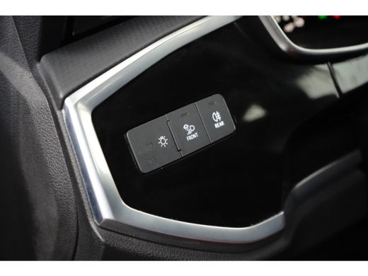 Audi Q3 45 TFSIe Pro Line | LEDER | NAVIGATIE | STOELVERW. | ADAPT. CRUISE | ELEKTR. A. KLEP | LED | 18 INCH ActivLease financial lease