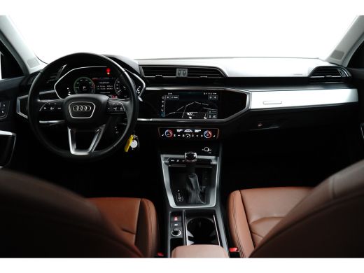 Audi Q3 45 TFSIe Pro Line | LEDER | NAVIGATIE | STOELVERW. | ADAPT. CRUISE | ELEKTR. A. KLEP | LED | 18 INCH ActivLease financial lease