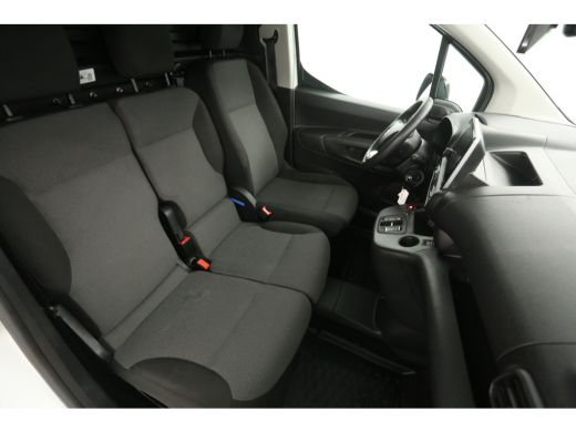 Citroën &euml;-Berlingo 136PK 50 kWh | Snelladen | SOH 92% | 3 Zits | Airco | Camera | Cruise | Carplay | 2xSchuifdeur ActivLease financial lease