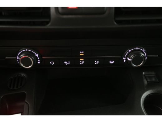 Citroën &euml;-Berlingo 136PK 50 kWh | Snelladen | SOH 92% | 3 Zits | Airco | Camera | Cruise | Carplay | 2xSchuifdeur ActivLease financial lease