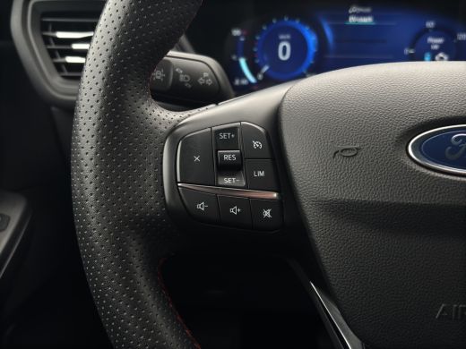 Ford Kuga 2.5 PHEV ST-Line | Winterpack | Camera | Cruise Control | CarPlay | | Achteruitrijcamera | Cruise... ActivLease financial lease